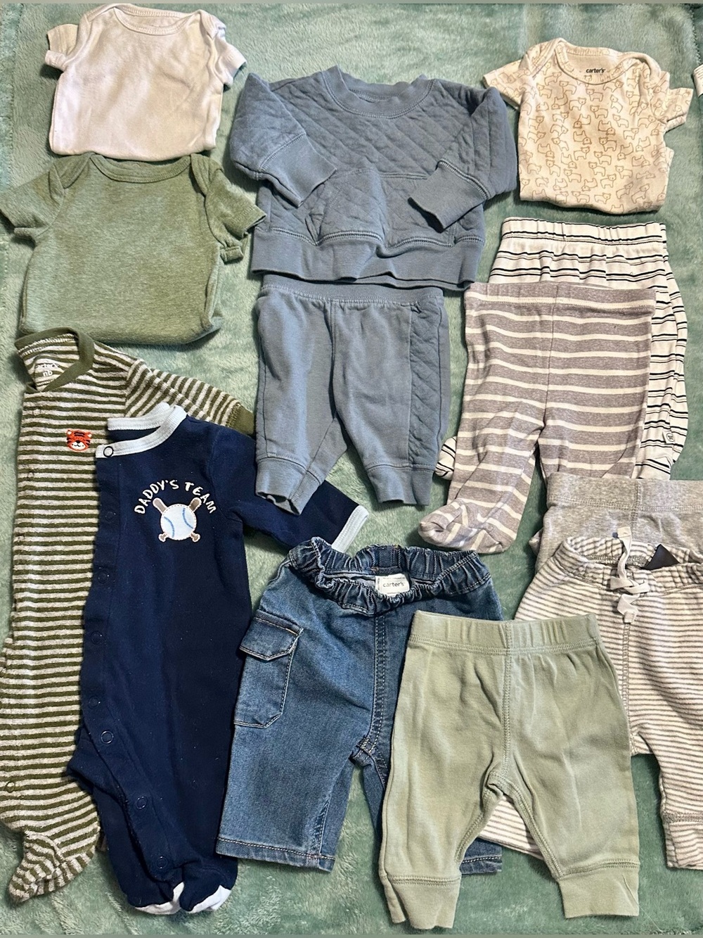 Lot of baby boy clothes - newborn